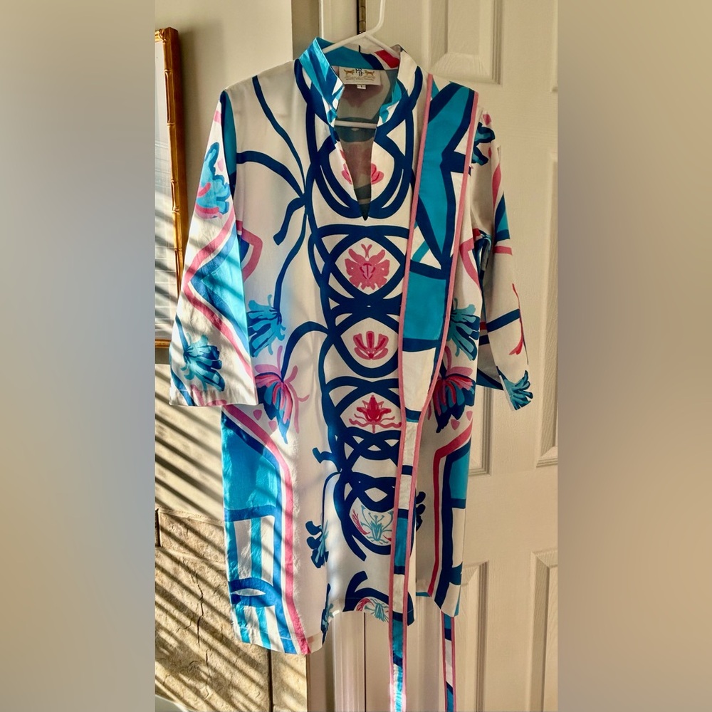 Blue and Pink Resort Wear Raglan Sleeve Short Caftan - Picture 2 of 4